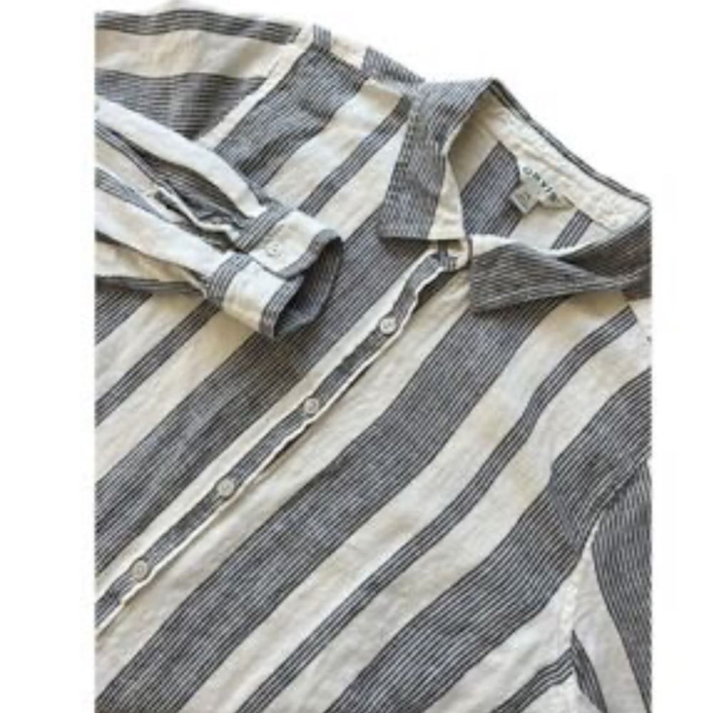 Womens Orvis White Black Striped Button Up Casual Top Shirt